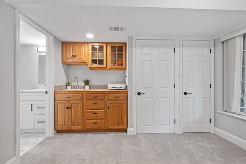 Tiny photo for 11508 Lake Shore Drive, Orland Park, IL 60467 (MLS # 12491891)