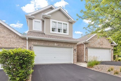 Tiny photo for 11508 Lake Shore Drive, Orland Park, IL 60467 (MLS # 12491891)