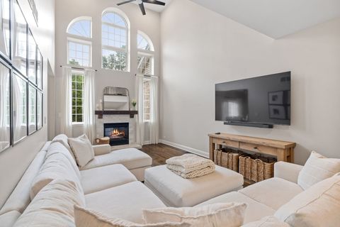 Tiny photo for 11508 Lake Shore Drive, Orland Park, IL 60467 (MLS # 12491891)