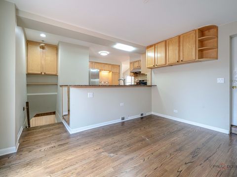 Tiny photo for 1004 Princeton Avenue, Highland Park, IL 60035 (MLS # 12608212)