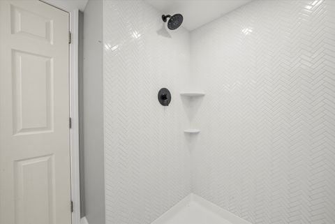 Tiny photo for 1212 Grandview Avenue, Lockport, IL 60441 (MLS # 12503164)