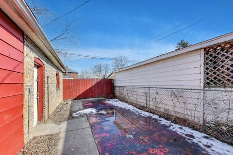 Tiny photo for 10041 S Peoria Street, Chicago, IL 60643 (MLS # 12570925)