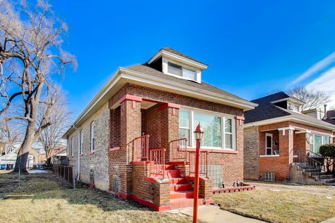 Tiny photo for 10041 S Peoria Street, Chicago, IL 60643 (MLS # 12570925)