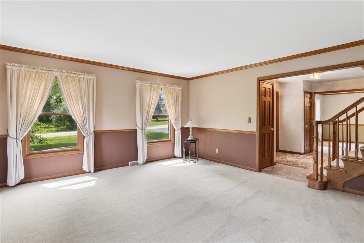 39W550 Deerpath Road