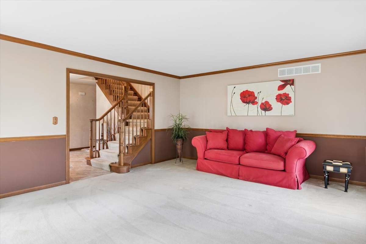 39W550 Deerpath Road