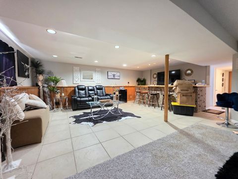 Tiny photo for 5N087 Mary Court, St. Charles, IL 60175 (MLS # 12595116)