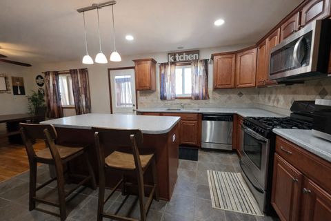 Tiny photo for 5N087 Mary Court, St. Charles, IL 60175 (MLS # 12595116)