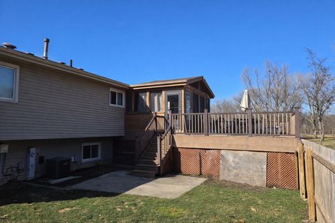 Tiny photo for 5N087 Mary Court, St. Charles, IL 60175 (MLS # 12595116)