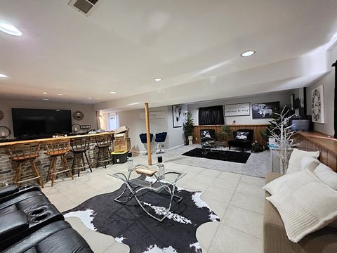 Tiny photo for 5N087 Mary Court, St. Charles, IL 60175 (MLS # 12595116)