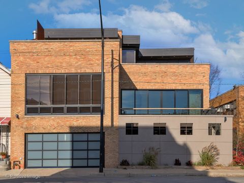 1302 W Erie Street Chicago IL 60642