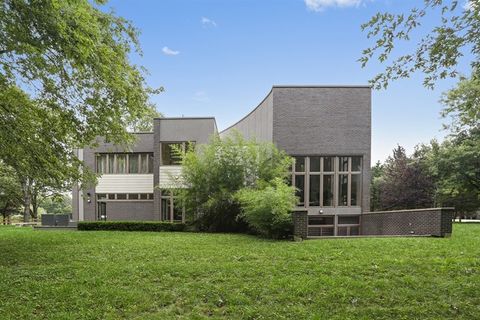 A home in DOWNERS GROVE