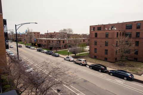 Tiny photo for 2933 N Clybourn Avenue #301, Chicago, IL 60618 (MLS # 12614313)