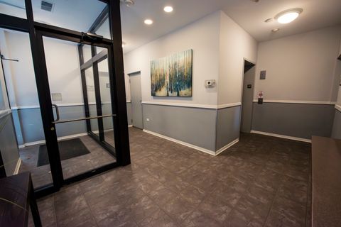 Tiny photo for 2933 N Clybourn Avenue #301, Chicago, IL 60618 (MLS # 12614313)