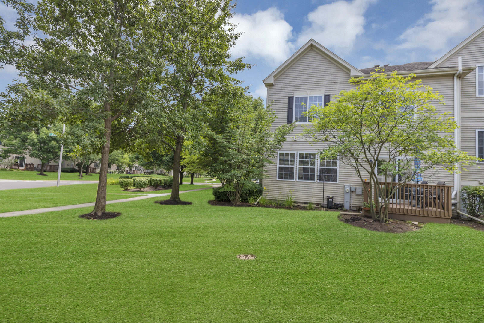 1850 Maureen Drive