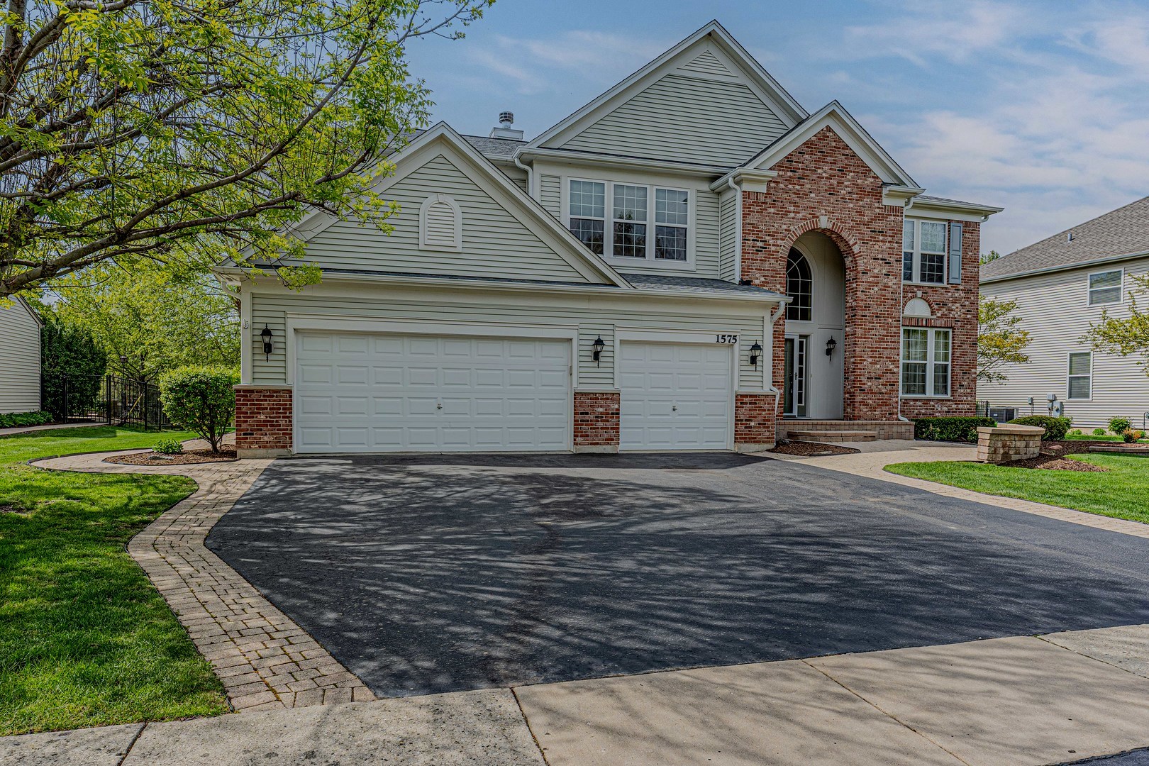 1575 McClellan Drive
