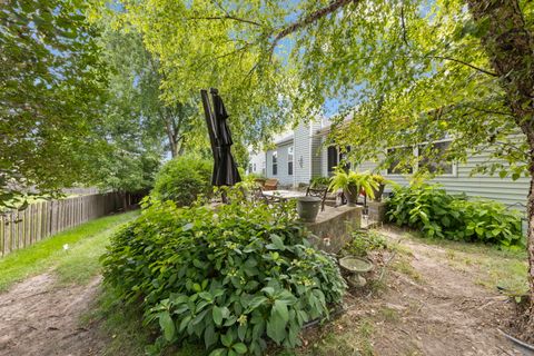 Tiny photo for 7511 Burshire Drive, Plainfield, IL 60586 (MLS # 12443838)