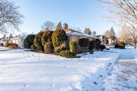 A home in Waukegan