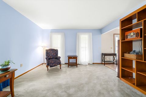 Tiny photo for 135 Chesterfield Drive, Oswego, IL 60543 (MLS # 12520249)