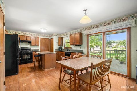 Tiny photo for 135 Chesterfield Drive, Oswego, IL 60543 (MLS # 12520249)