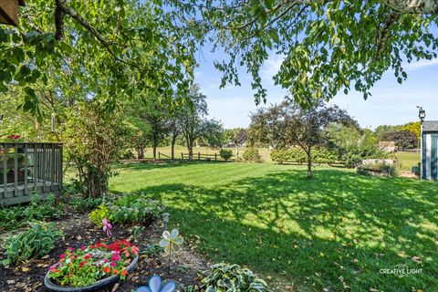 Tiny photo for 135 Chesterfield Drive, Oswego, IL 60543 (MLS # 12520249)