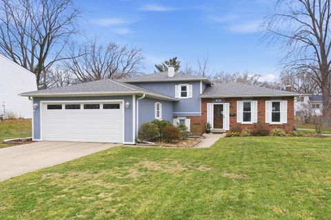 Photo of 1265 Windsor Drive, Wheaton, IL 60189 (MLS # 12574355)