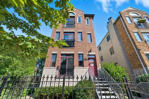 119 N Mozart Street 3 Chicago IL 60612