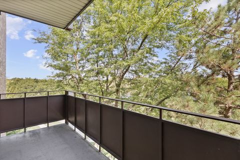 Tiny photo for 700 WELLINGTON Avenue #419, Elk Grove Village, IL 60007 (MLS # 12497936)