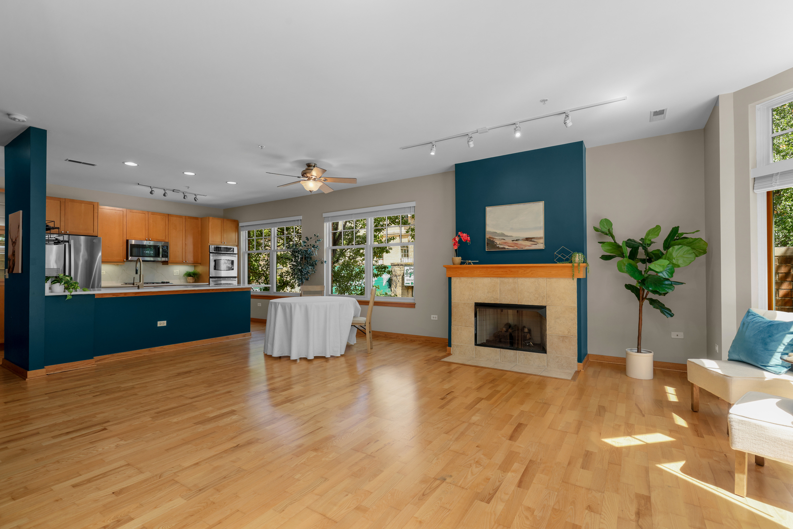 Properties 4 101 N Euclid Avenue 23