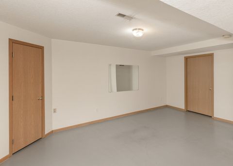 Tiny photo for 1016 N Stark Street, Davenport, IA 52804 (MLS # 12554196)