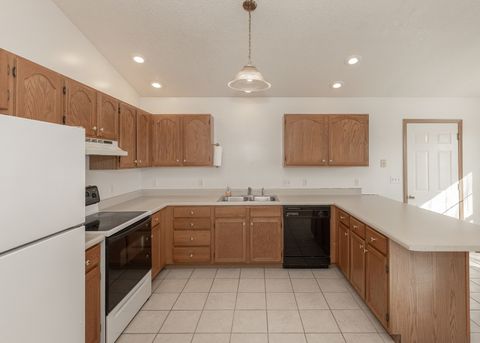 Tiny photo for 1016 N Stark Street, Davenport, IA 52804 (MLS # 12554196)