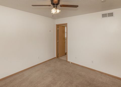 Tiny photo for 1016 N Stark Street, Davenport, IA 52804 (MLS # 12554196)