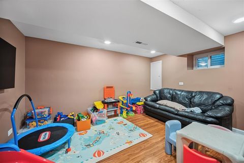 Tiny photo for 2005 Greenview Road, Northbrook, IL 60062 (MLS # 12522993)