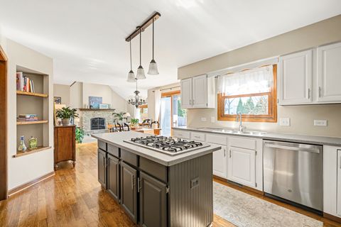 Tiny photo for 2012 Somerset Lane, Wheaton, IL 60189 (MLS # 12614224)