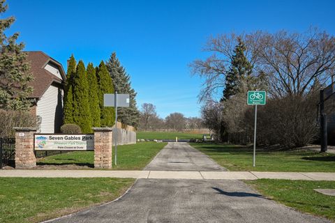 Tiny photo for 2012 Somerset Lane, Wheaton, IL 60189 (MLS # 12614224)