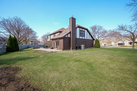 Tiny photo for 2012 Somerset Lane, Wheaton, IL 60189 (MLS # 12614224)