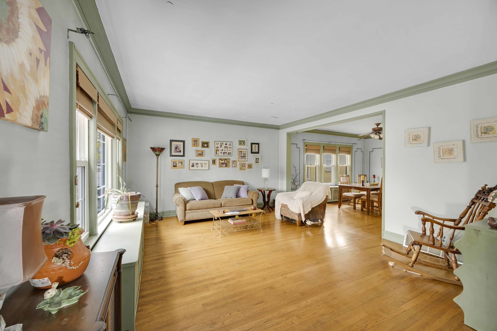 10021 S Oakley Avenue