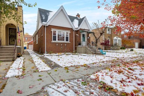 Tiny photo for 10021 S Oakley Avenue, Chicago, IL 60643 (MLS # 12525054)