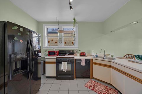 Tiny photo for 10021 S Oakley Avenue, Chicago, IL 60643 (MLS # 12525054)