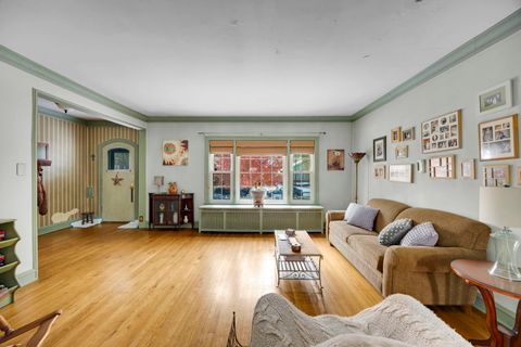 Tiny photo for 10021 S Oakley Avenue, Chicago, IL 60643 (MLS # 12525054)