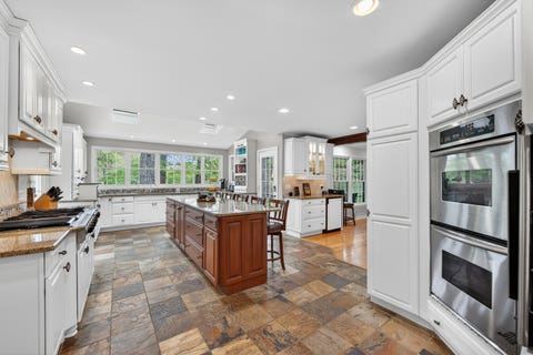 Tiny photo for 21101 N Middleton Drive, Kildeer, IL 60047 (MLS # 12721189)