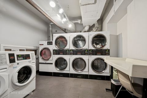 Tiny photo for 1550 N Lake Shore Drive #2E, Chicago, IL 60610 (MLS # 12484517)