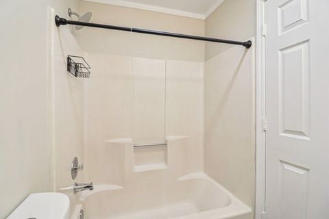 Tiny photo for 452 Meadow Green Lane, Round Lake Beach, IL 60073 (MLS # 12597857)