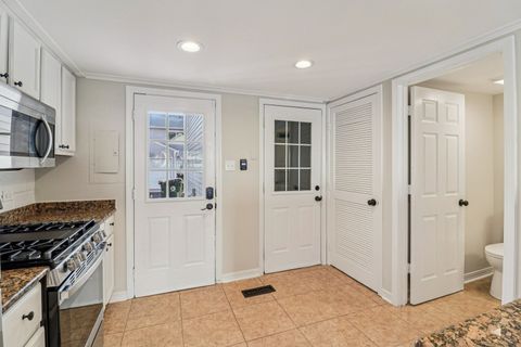 Tiny photo for 452 Meadow Green Lane, Round Lake Beach, IL 60073 (MLS # 12597857)