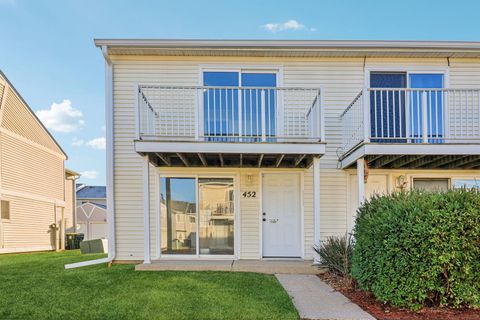 452 Meadow Green Lane Round Lake Beach IL 60073