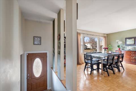Tiny photo for 517 Longwood Drive, Buffalo Grove, IL 60089 (MLS # 12692492)