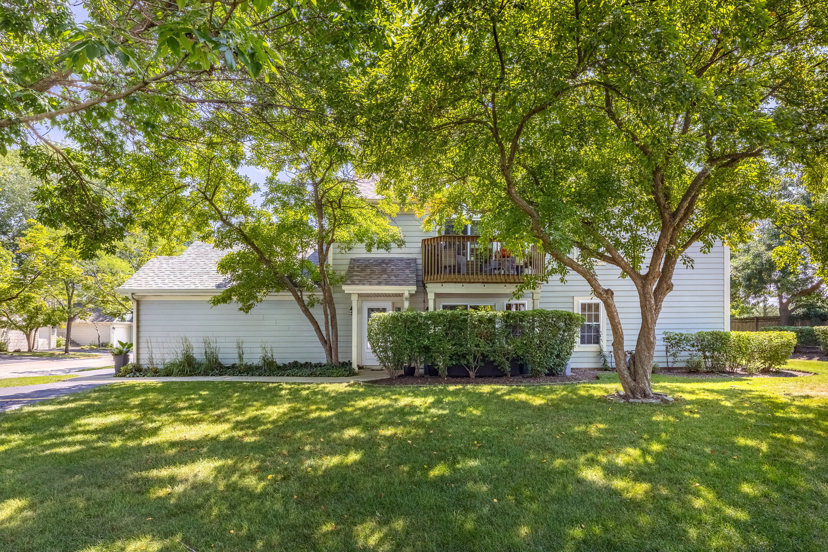 367 W Hamilton Lane