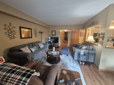 Tiny photo for 17806 Bernard Drive #2B, Orland Park, IL 60467 (MLS # 12723901)
