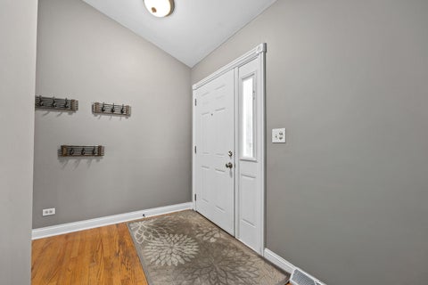 Tiny photo for 3S625 LORRAINE Avenue, Warrenville, IL 60555 (MLS # 12757305)