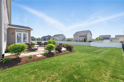 Tiny photo for 918 Glacial Falls Drive, Gilberts, IL 60136 (MLS # 12593861)