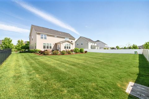 Tiny photo for 918 Glacial Falls Drive, Gilberts, IL 60136 (MLS # 12593861)